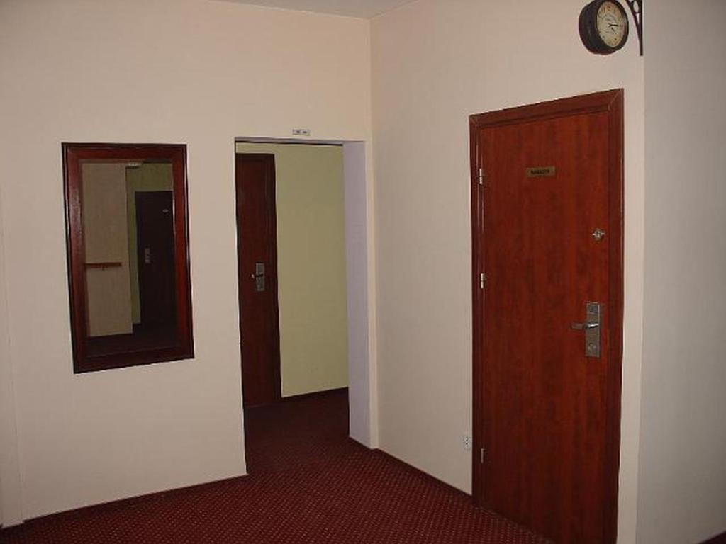 Rezydencja Parkowa Hotel Варшава Стая снимка