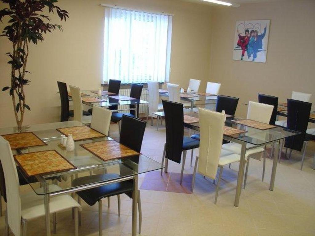 Rezydencja Parkowa Hotel Варшава Екстериор снимка