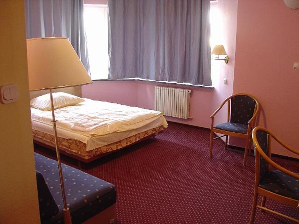 Rezydencja Parkowa Hotel Варшава Стая снимка