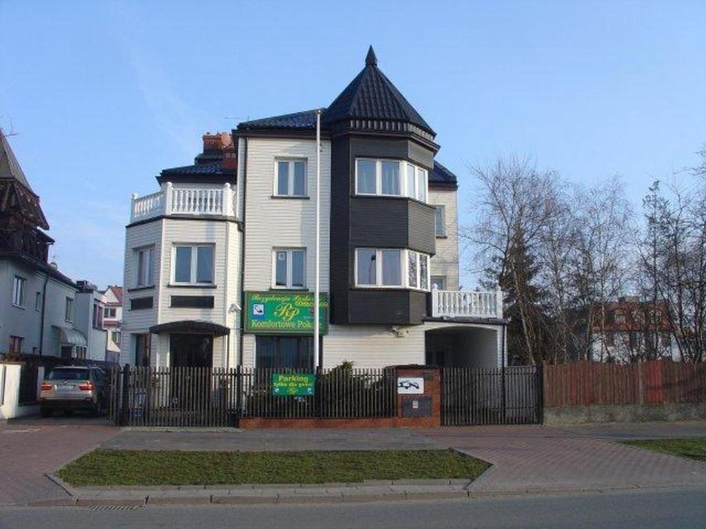 Rezydencja Parkowa Hotel Варшава Екстериор снимка