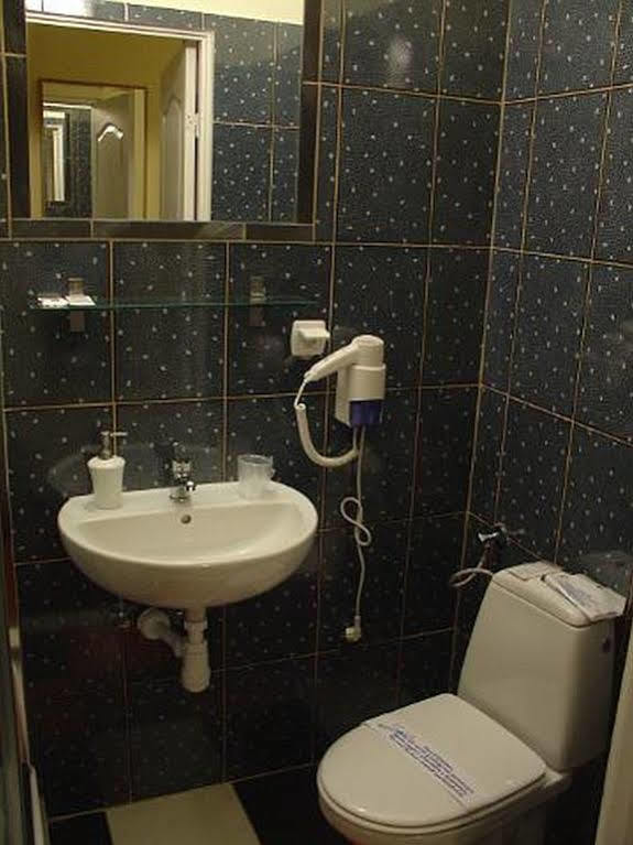Rezydencja Parkowa Hotel Варшава Екстериор снимка